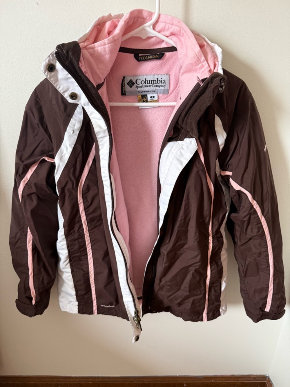 Columbia Brown, Pink & White Ski Jacket with Fleece Lining